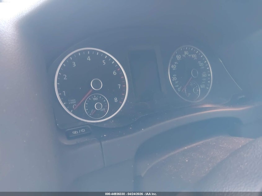 2016 Volkswagen Tiguan VIN WVGBV7AX4GW535981 IAAI salvage auction — BIO HAZARD, Salvage (Idaho), sold $600 on 2026-07-14 (photo 7)