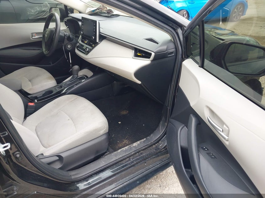 2021 Toyota Corolla VIN JTDEPMAE1MJ189647 IAAI salvage auction — FRONT & REAR, Salvage (Illinois), sold $5,350 on 2026-07-07 (photo 5)