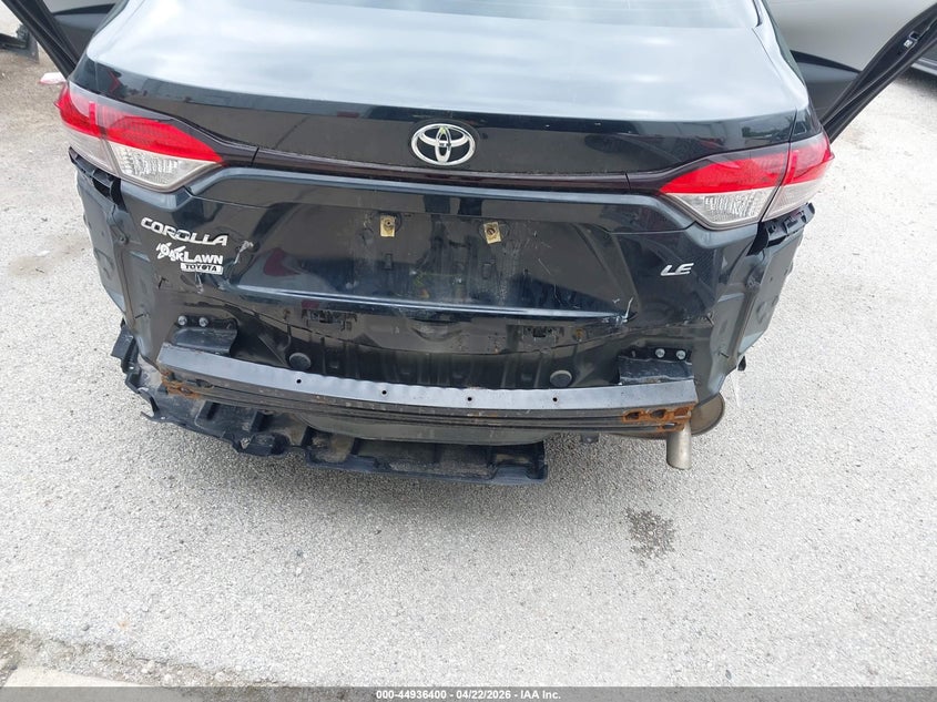 2021 Toyota Corolla VIN JTDEPMAE1MJ189647 IAAI salvage auction — FRONT & REAR, Salvage (Illinois), sold $5,350 on 2026-07-07 (photo 6)