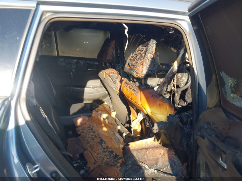 2023 Toyota Corolla cross VIN 7MUEAAAG6PV062245 IAAI salvage auction — INTERIOR BURN, Salvage (Alabama), sold $5,100 on 2026-07-15 (photo 8)