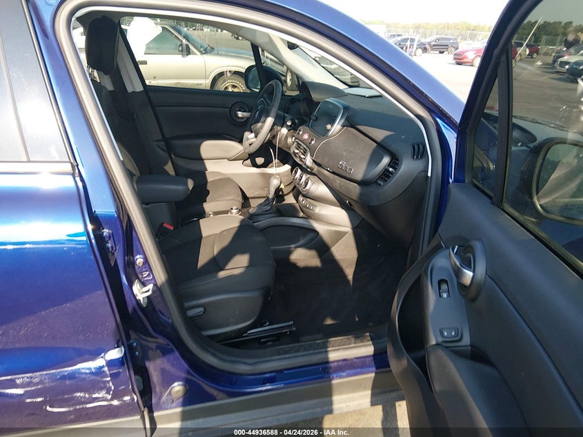 2023 Fiat 500x VIN ZFBNF3B11PPA29543 IAAI salvage auction — SIDE, Salvage (South Carolina), sold $4,800 on 2026-08-13 (photo 5)