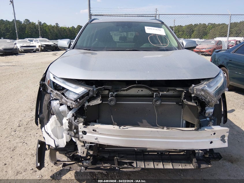 2025 Toyota Rav 4 VIN JTMA1RFV8SJ043510 IAAI salvage auction — FRONT END, Salvage Title, sold $14,175 on 2026-07-17 (photo 6)