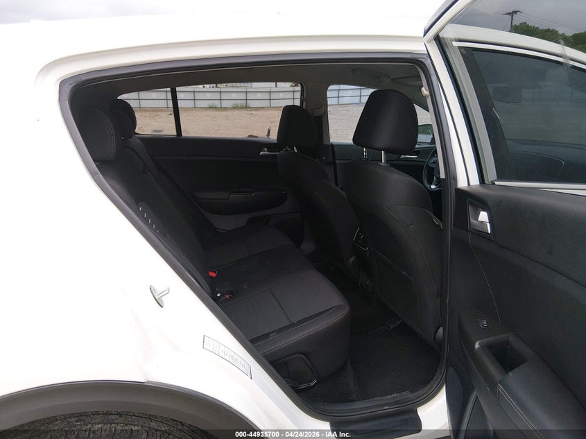 2018 Kia Sportage VIN KNDPMCAC7J7403379 IAAI salvage auction — FRONT END, Salvage Title, sold $2,350 on 2026-07-15 (photo 8)