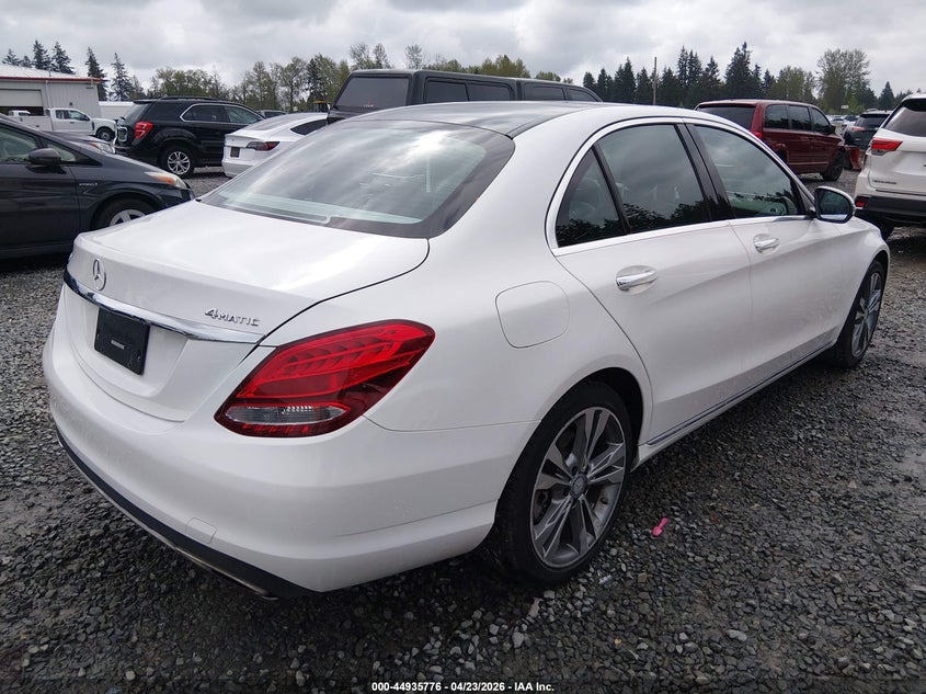 2016 Mercedes-benz C-klasse VIN 55SWF4KB0GU175258 IAAI salvage auction — SIDE, Wait Title, sold $3,700 on 2026-07-05 (photo 4)