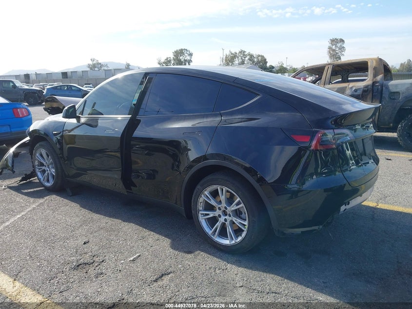 2023 Tesla Model y VIN 7SAYGDEE5PA154743 IAAI salvage auction — FRONT END, Wait Title, sold $8,200 on 2026-07-28 (photo 3)