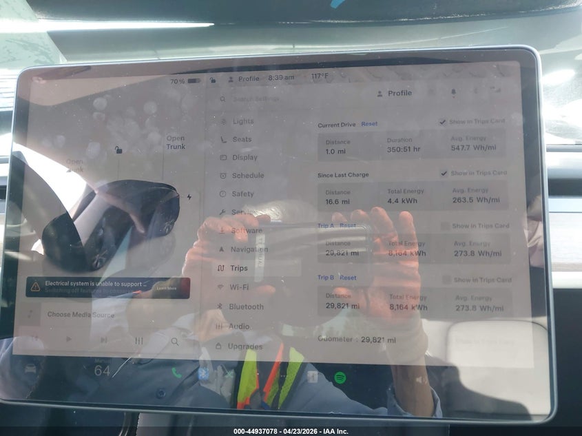 2023 Tesla Model y VIN 7SAYGDEE5PA154743 IAAI salvage auction — FRONT END, Wait Title, sold $8,200 on 2026-07-28 (photo 7)