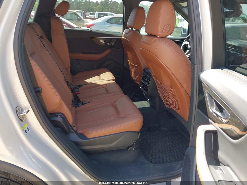2024 Audi Q7 VIN WA1LCBF75RD003609 IAAI salvage auction — REAR END, Wait Title, sold $30,000 on 2026-07-16 (photo 8)