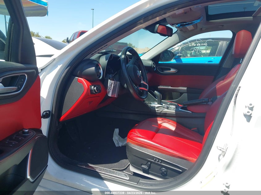 2021 Alfa romeo Giulia VIN ZARFAMBNXM7649833 IAAI salvage auction — FRONT END, Wait Title, sold $500 on 2026-07-24 (photo 5)