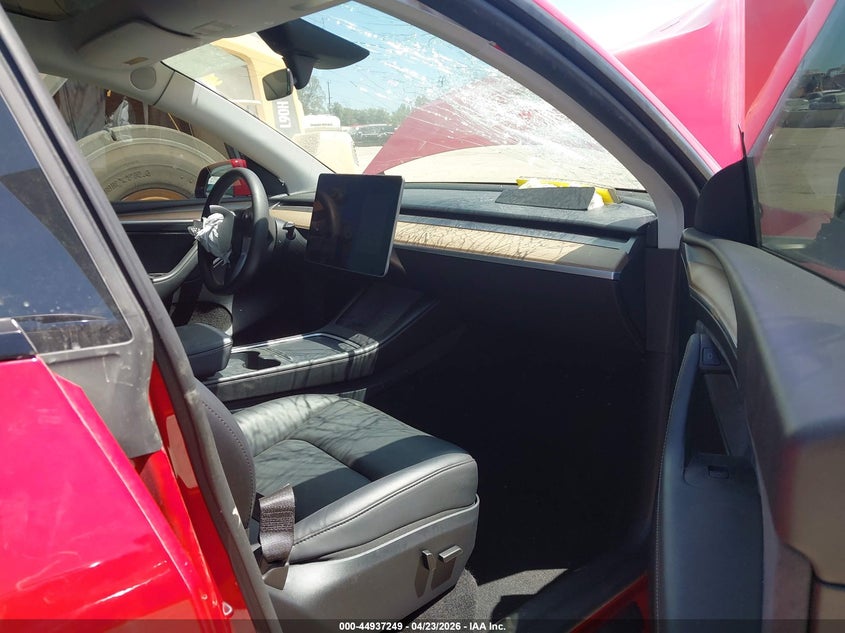 2023 Tesla Model y VIN 7SAYGDEE3PF920942 IAAI salvage auction — FRONT END, Wait Title, sold $5,500 on 2026-07-16 (photo 5)