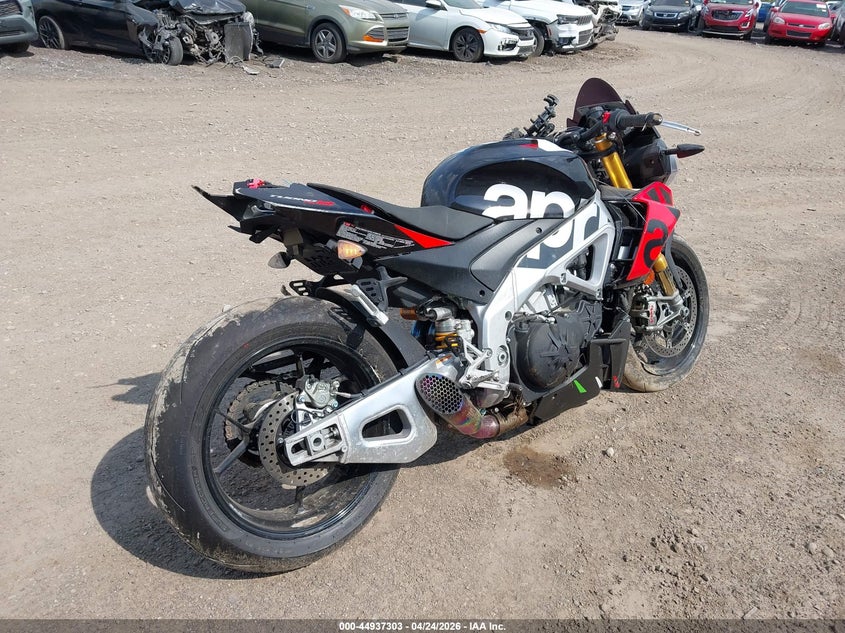 2024 Aprilia Tuono VIN ZD4KZUB04RS001175 IAAI salvage auction — REAR END, Salvage Title, sold $5,500 on 2026-07-21 (photo 4)
