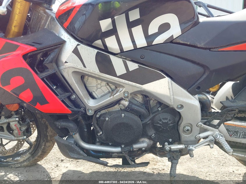 2024 Aprilia Tuono VIN ZD4KZUB04RS001175 IAAI salvage auction — REAR END, Salvage Title, sold $5,500 on 2026-07-21 (photo 9)