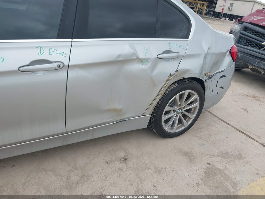 2017 BMW 3er VIN WBA8A9C35HK864517 IAAI salvage auction — SIDE, Salvage (Georgia), sold $1,700 on 2026-07-29 (photo 6)