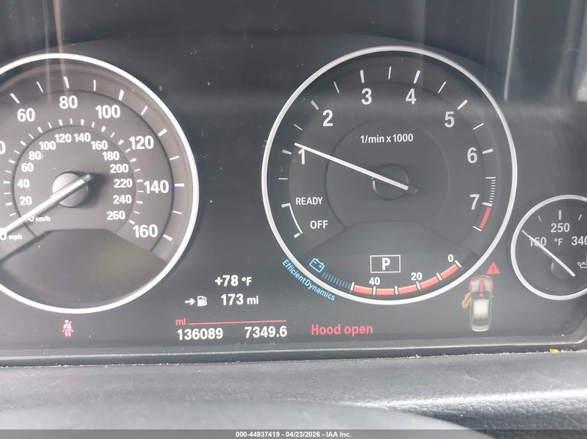 2017 BMW 3er VIN WBA8A9C35HK864517 IAAI salvage auction — SIDE, Salvage (Georgia), sold $1,700 on 2026-07-29 (photo 7)