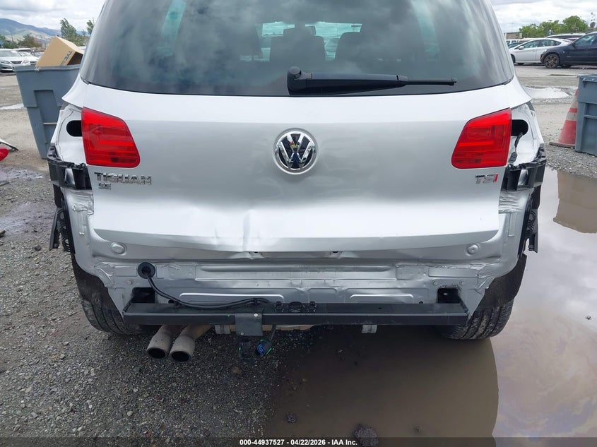 2016 Volkswagen Tiguan VIN WVGAV7AX3GW551195 IAAI salvage auction — REAR END, Salvage (California), sold $1,950 on 2026-08-07 (photo 6)