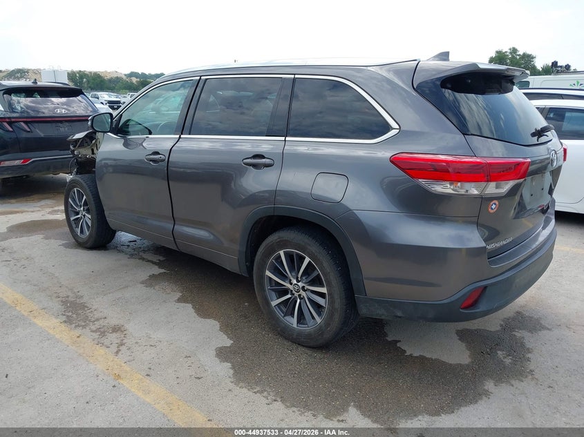2018 Toyota Highlander VIN 5TDKZRFH6JS541004 IAAI salvage auction — FRONT END, Salvage Title, sold $5,000 on 2026-07-11 (photo 3)