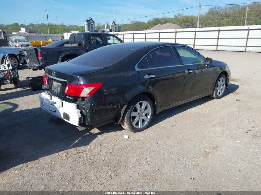2008 Lexus Es 350 VIN JTHBJ46GX82201713 IAAI salvage auction — FRONT & REAR, Salvage (Illinois), sold $750 on 2026-07-13 (photo 4)