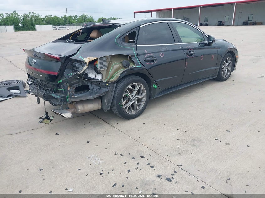 2020 Hyundai Sonata VIN 5NPEF4JA0LH008027 IAAI salvage auction — REAR END, Original (Texas), sold $3,800 on 2026-08-01 (photo 4)