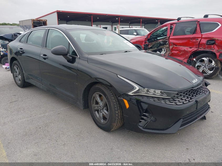 2022 Kia K5 VIN 5XXG24J29NG132647 IAAI salvage auction — LEFT SIDE, Salvage (Illinois), sold $1,500 on 2026-07-23 (photo 1)