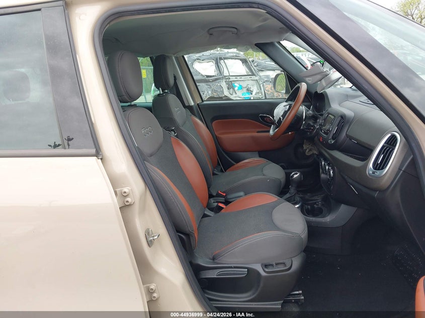 2014 Fiat 500l VIN ZFBCFADH5EZ029193 IAAI salvage auction — FRONT & REAR, Salvage Title, sold $425 on 2026-07-14 (photo 5)
