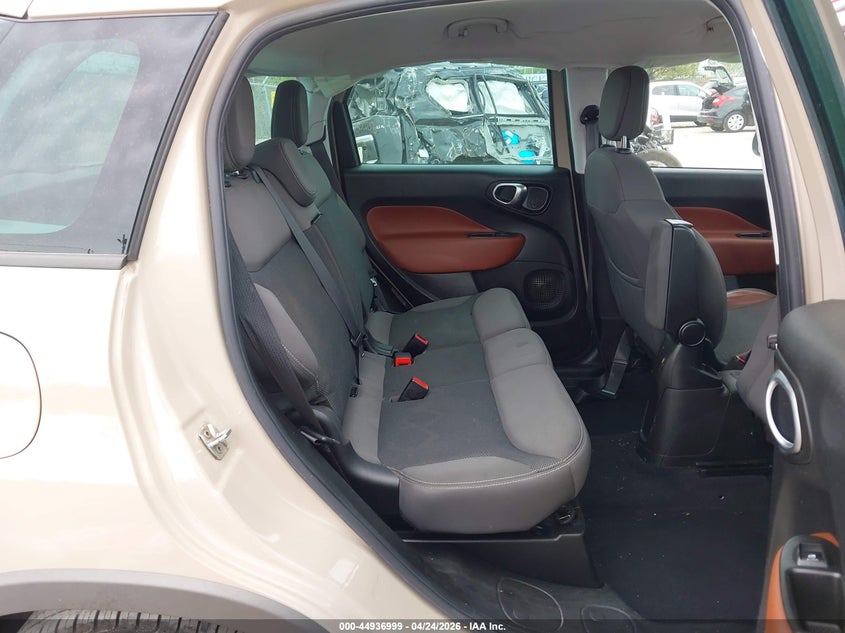 2014 Fiat 500l VIN ZFBCFADH5EZ029193 IAAI salvage auction — FRONT & REAR, Salvage Title, sold $425 on 2026-07-14 (photo 8)