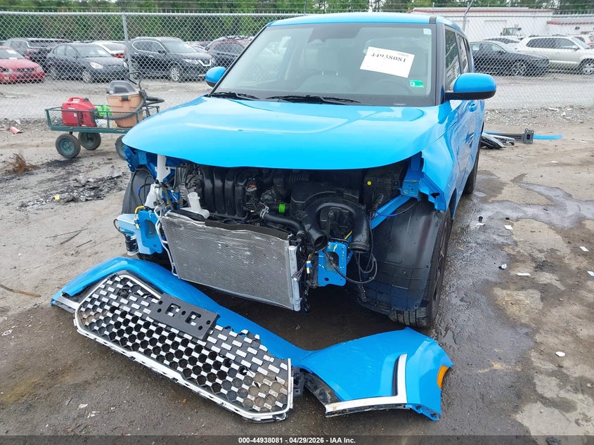2025 Kia Soul VIN KNDJ33AU8S7274703 IAAI salvage auction — FRONT END, Salvage (Virginia), sold $6,700 on 2026-07-24 (photo 6)