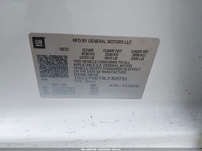 2020 Chevrolet Silverado VIN 1GC1YNEY9LF305751 IAAI salvage auction — BIOHAZARD/CHEMICAL, Salvage Title, sold $8,200 on 2026-07-10 (photo 9)