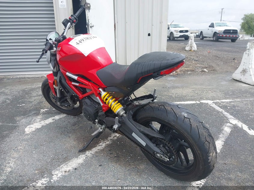 2017 Ducati Monster VIN ZDMMADBM0HB002809 IAAI salvage auction — FRONT END, Salvage Title, sold $1,800 on 2026-08-06 (photo 3)