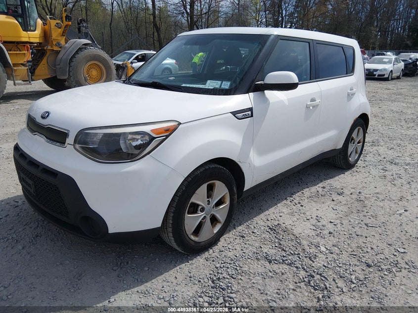 2015 Kia Soul VIN KNDJN2A21F7222385 IAAI salvage auction — NORMAL WEAR, Clear (New York), sold $800 on 2026-07-07 (photo 2)