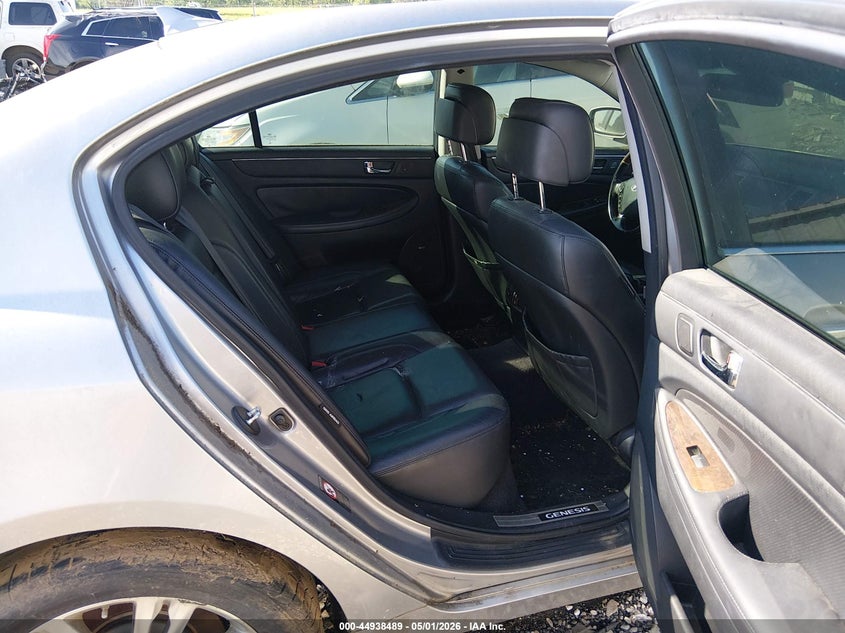 2010 Hyundai Genesis VIN KMHGC4DF3AU094103 IAAI salvage auction — NORMAL WEAR, Clear (Arkansas), sold $400 on 2026-07-30 (photo 8)