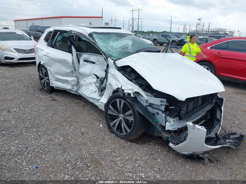 2023 Volvo Xc60 VIN YV4L12RE1P1278184 IAAI salvage auction — SIDE, Salvage (Louisiana), sold $1,650 on 2026-07-22 (photo 1)