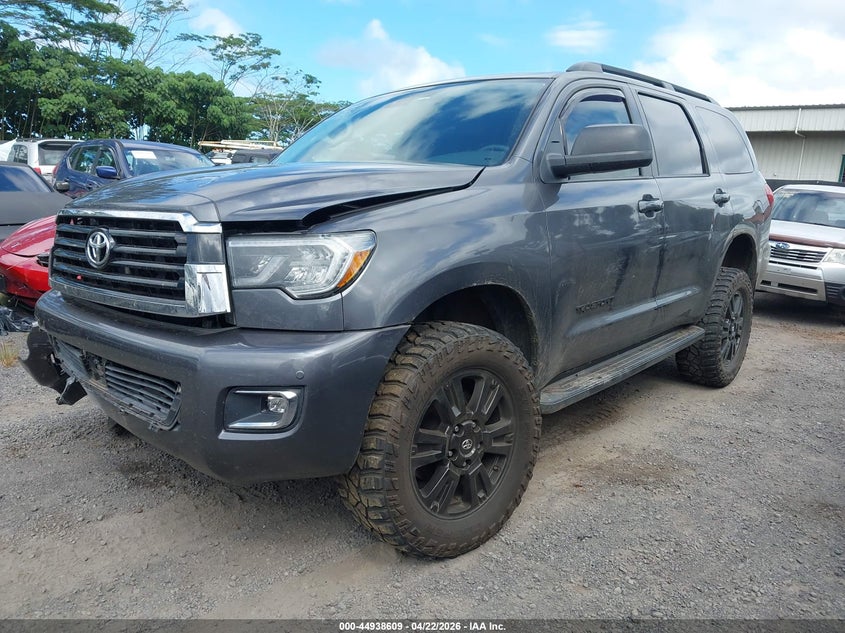 2020 Toyota Sequoia VIN 5TDBY5G15LS179781 IAAI salvage auction — FRONT END, Salvage (Hawaii), sold $11,000 on 2026-07-14 (photo 2)