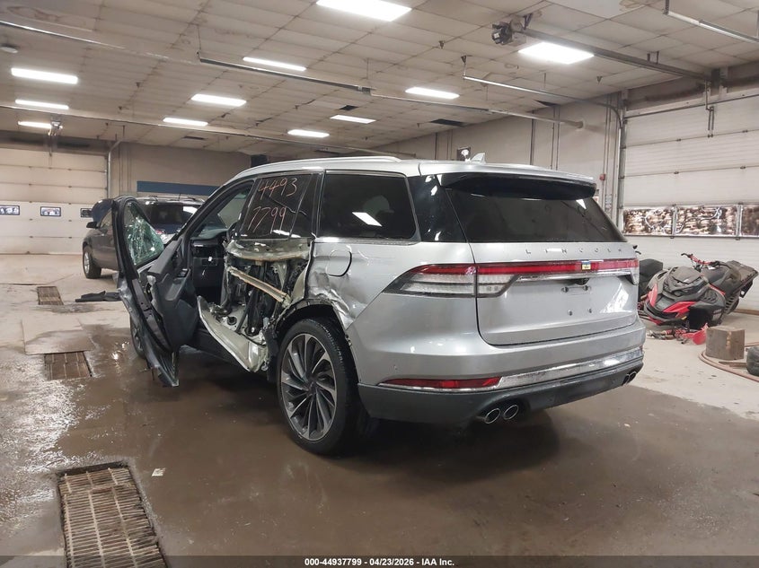 2020 Lincoln Aviator VIN 5LM5J7XC8LGL16536 IAAI salvage auction — LEFT SIDE, Salvage Title, sold $7,350 on 2026-07-20 (photo 3)
