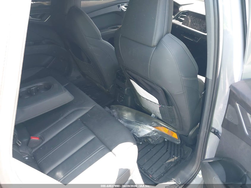 2024 Audi Q4 sportback e-tron VIN WA142BFZ4RP023311 IAAI salvage auction — FRONT END, Salvage Title, sold $13,600 on 2026-07-29 (photo 8)