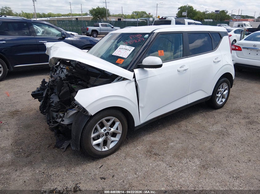 2022 Kia Soul VIN KNDJ23AU1N7171775 IAAI salvage auction — FRONT END, Salvage (Kansas), sold $750 on 2026-07-31 (photo 2)