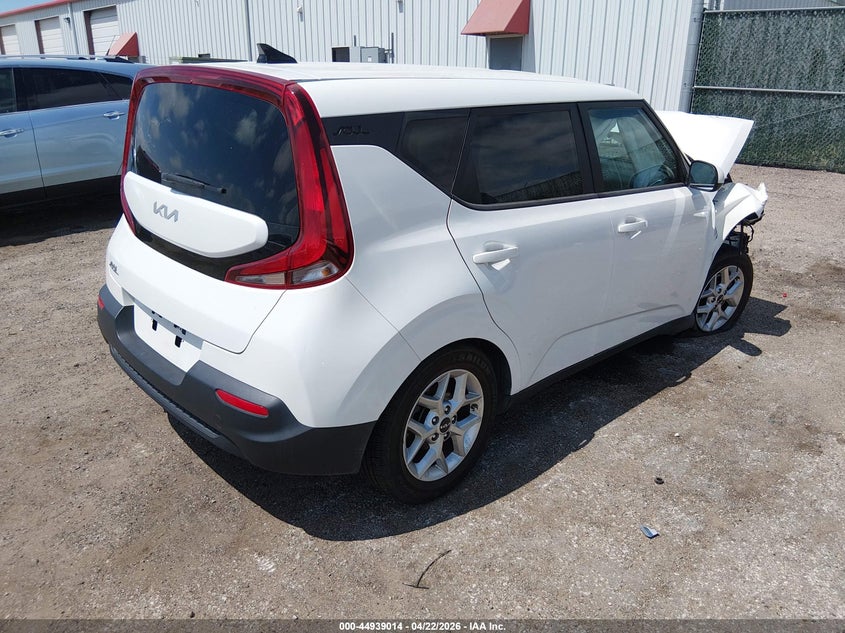 2022 Kia Soul VIN KNDJ23AU1N7171775 IAAI salvage auction — FRONT END, Salvage (Kansas), sold $750 on 2026-07-31 (photo 4)