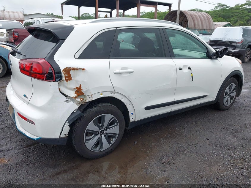 2018 Kia Niro VIN KNDCM3LD7J5211010 IAAI salvage auction — REAR END, Salvage (Hawaii), sold $1,050 on 2026-07-21 (photo 6)