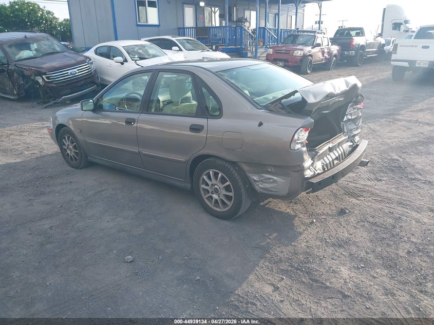 2004 Volvo S40 VIN YV1VS27544F091445 IAAI salvage auction — REAR END, Clear (Hawaii), sold $25 on 2026-08-11 (photo 3)