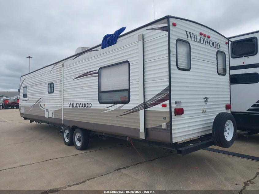 2014 Wildwood Other VIN 4X4TWDN23FM054269 IAAI salvage auction — STORM DAMAGE, Salvage (Mississippi), sold $25 on 2026-07-29 (photo 3)
