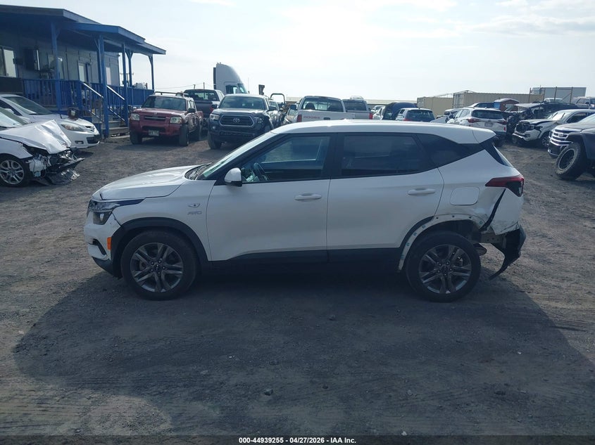 2022 Kia Seltos VIN KNDEPCAA2N7335026 IAAI salvage auction — LEFT SIDE, Salvage (Hawaii), sold $2,225 on 2026-07-28 (photo 6)