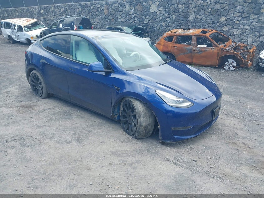 2021 Tesla Model y VIN 5YJYGDEE4MF198664 IAAI salvage auction — RIGHT SIDE, Salvage (Hawaii), sold $6,900 on 2026-07-16 (photo 1)