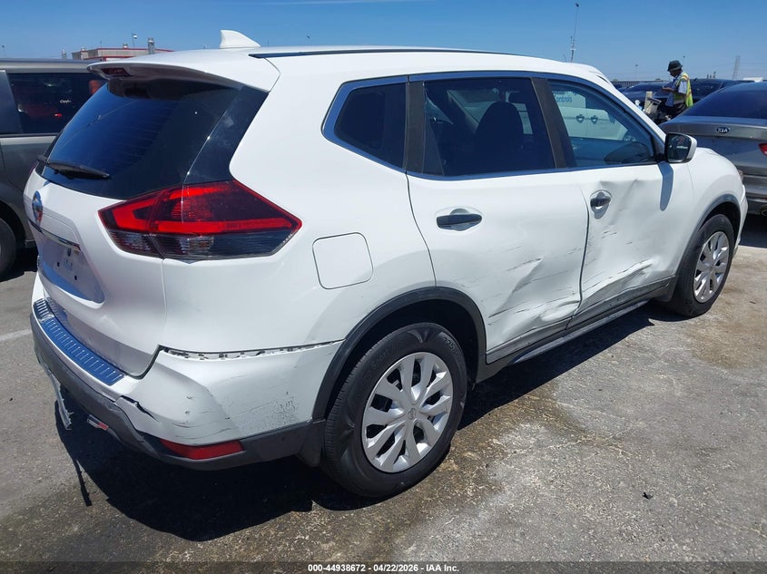 2018 Nissan Rogue VIN KNMAT2MT8JP588380 IAAI salvage auction — RIGHT SIDE, Salvage (California), sold $3,250 on 2026-07-09 (photo 4)