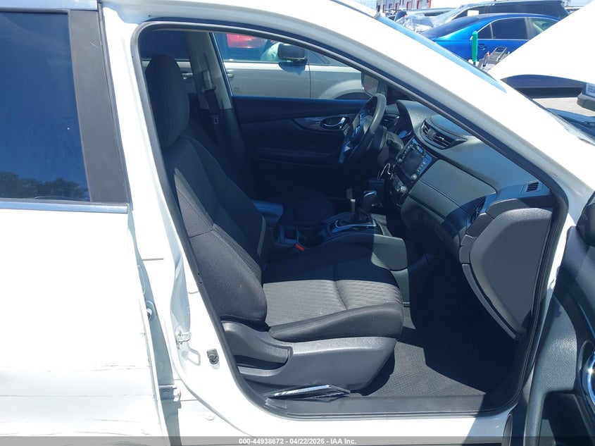 2018 Nissan Rogue VIN KNMAT2MT8JP588380 IAAI salvage auction — RIGHT SIDE, Salvage (California), sold $3,250 on 2026-07-09 (photo 5)