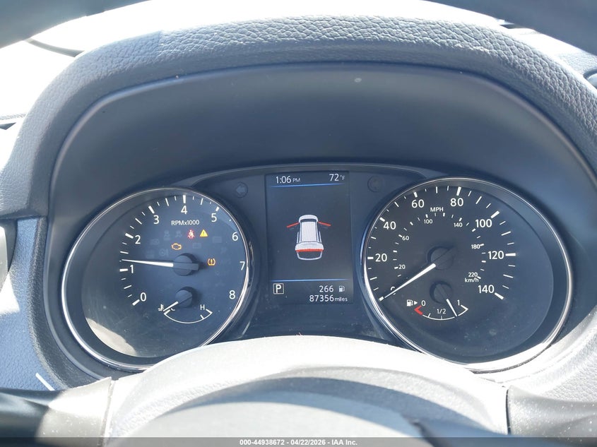 2018 Nissan Rogue VIN KNMAT2MT8JP588380 IAAI salvage auction — RIGHT SIDE, Salvage (California), sold $3,250 on 2026-07-09 (photo 7)
