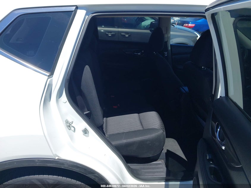 2018 Nissan Rogue VIN KNMAT2MT8JP588380 IAAI salvage auction — RIGHT SIDE, Salvage (California), sold $3,250 on 2026-07-09 (photo 8)