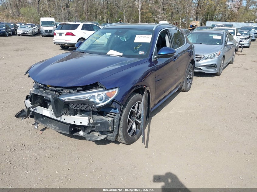 2020 Alfa romeo Stelvio VIN ZASPAKBN1L7C82863 IAAI salvage auction — FRONT END, Wait Title, sold $4,650 on 2026-07-14 (photo 2)