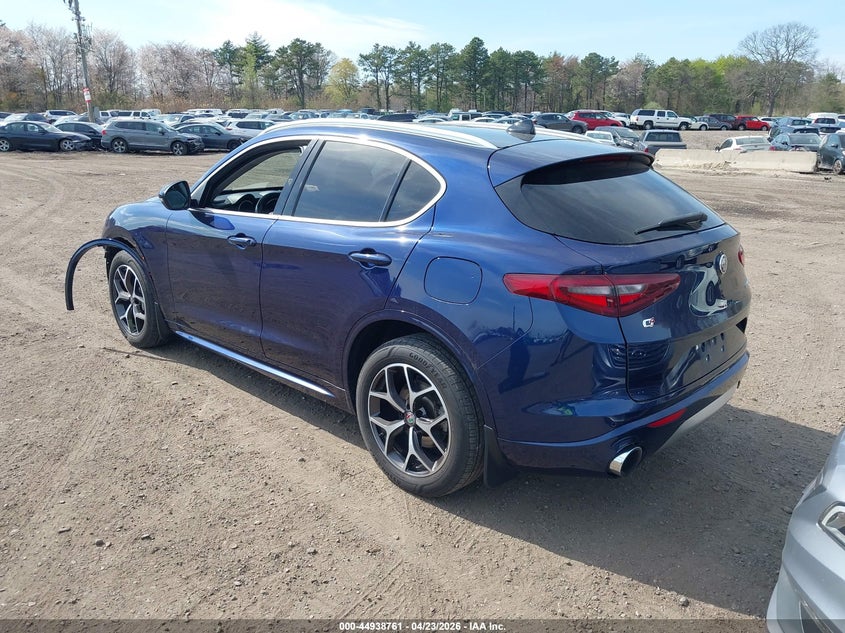 2020 Alfa romeo Stelvio VIN ZASPAKBN1L7C82863 IAAI salvage auction — FRONT END, Wait Title, sold $4,650 on 2026-07-14 (photo 3)