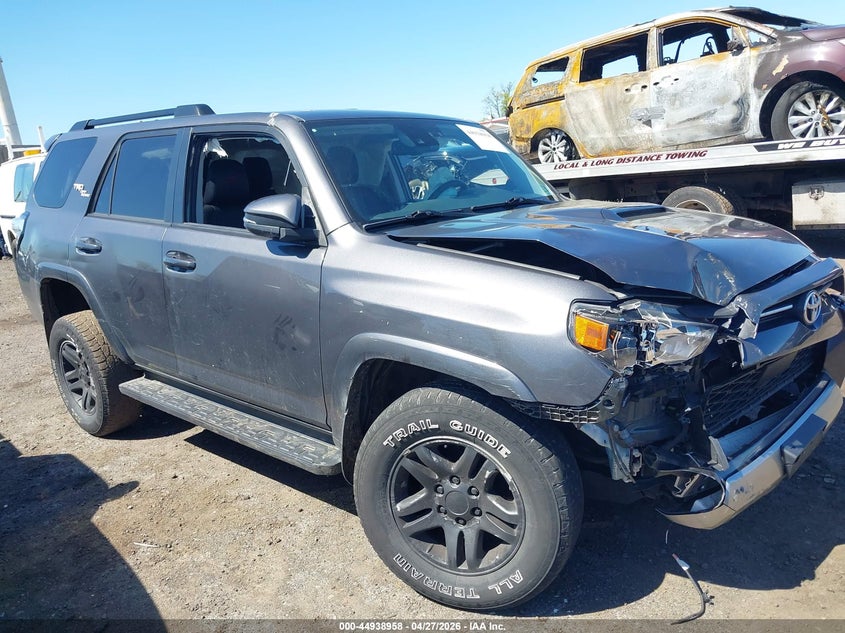 2021 Toyota 4runner VIN JTERU5JR7M5860696 IAAI salvage auction — FRONT END, Salvage (Idaho), sold $12,800 on 2026-07-15 (photo 6)