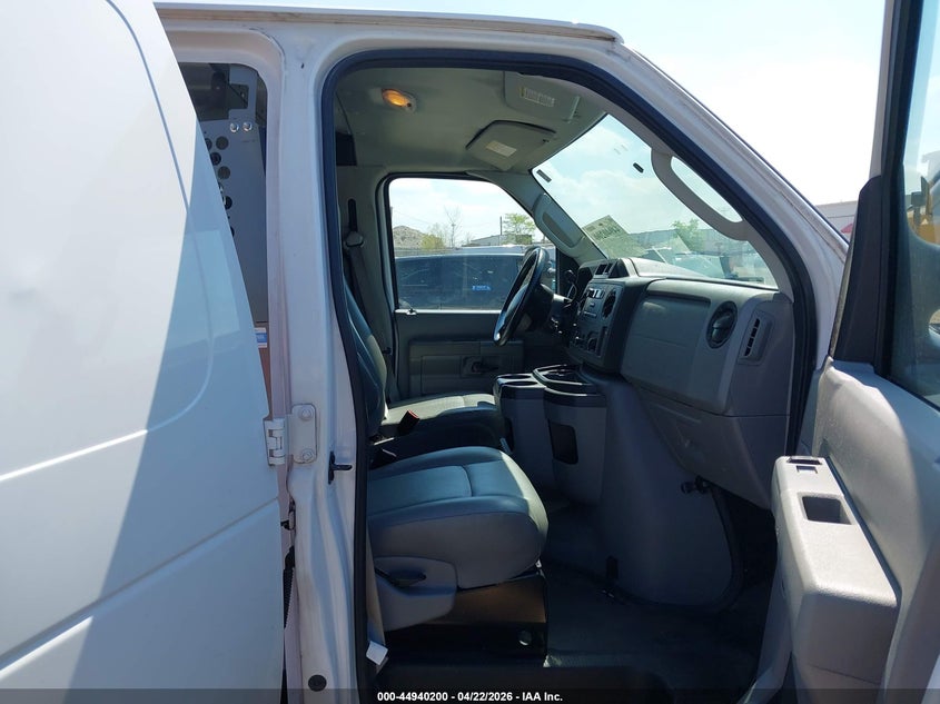 2012 Ford Econoline VIN 1FTNE2EW1CDA42089 IAAI salvage auction — WATER/FLOOD, Salvage (Minnesota), sold $2,450 on 2026-07-31 (photo 5)