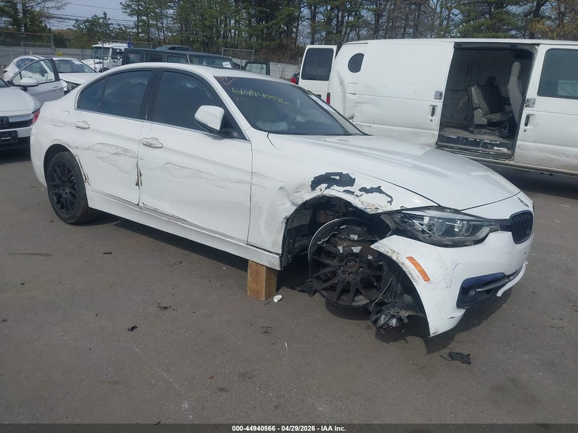 2018 BMW VIN WBA8D9G56JNU68636 IAAI salvage auction — RIGHT SIDE, Salvage (Pennsylvania), sold $2,650 on 2026-07-21 (photo 6)