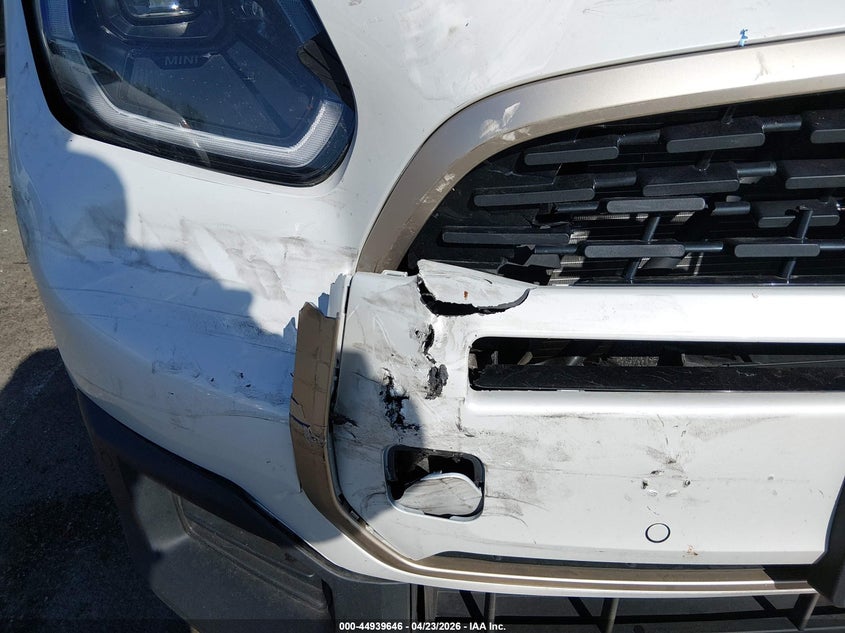 2025 Mini Countryman VIN WMZ23GA08S7R46204 IAAI salvage auction — FRONT END, Salvage (New Jersey), sold $15,100 on 2026-07-20 (photo 6)